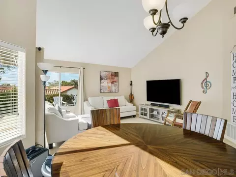 4723 Agora Way, Oceanside, CA 92056 photo 12