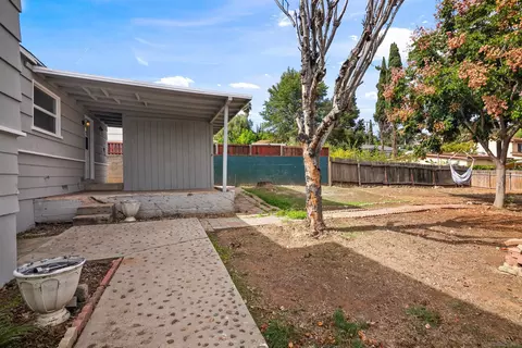 934 W 4th Ave, Escondido, CA 92025 photo 21