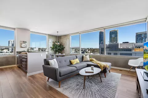 321 10th Ave #1401, San Diego, CA 92101