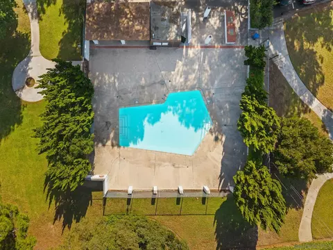 Exterior - 445 Ridgeway Ct, Spring Valley, CA 91977 photo 2 of 3