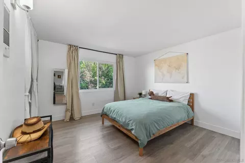 Bedroom - 445 Ridgeway Ct, Spring Valley, CA 91977 photo 1 of 4