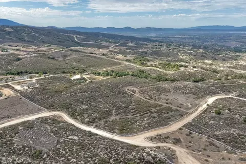 39470 Calle Rio Grande Trl #7, Temecula, CA 92592 photo 9