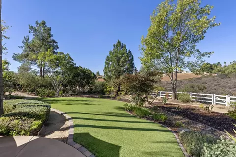 Exterior - 10328 Hawley Rd, El Cajon, CA 92021 photo 18 of 23