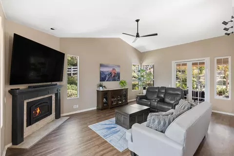 Living - 10328 Hawley Rd, El Cajon, CA 92021 photo 5 of 5