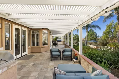 Exterior - 10328 Hawley Rd, El Cajon, CA 92021 photo 13 of 23