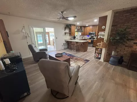 Living - 706 Hanson Ln, Ramona, CA 92065 photo 3 of 4