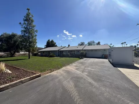 Exterior - 706 Hanson Ln, Ramona, CA 92065 photo 2 of 17