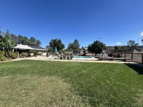 Exterior - 706 Hanson Ln, Ramona, CA 92065 photo 5 of 17
