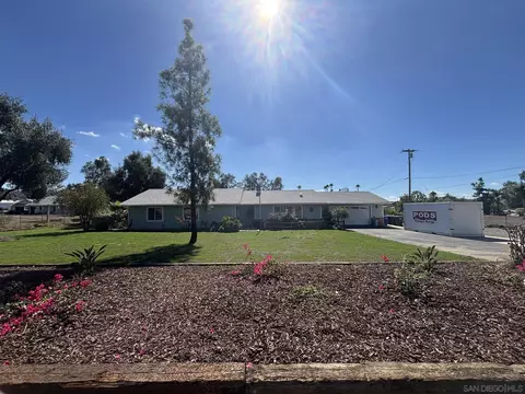 706 Hanson Ln, Ramona, CA 92065
