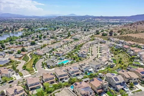 View/Area - 8894 Trailridge Ave, Santee, CA 92071 photo 5 of 10