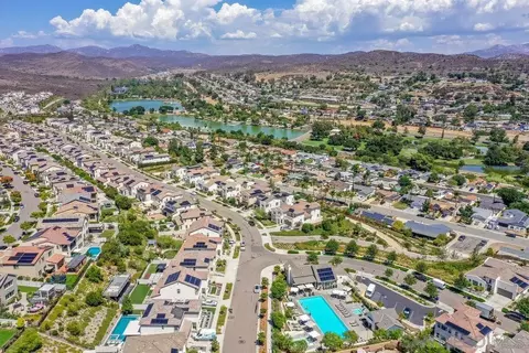 View/Area - 8894 Trailridge Ave, Santee, CA 92071 photo 8 of 10