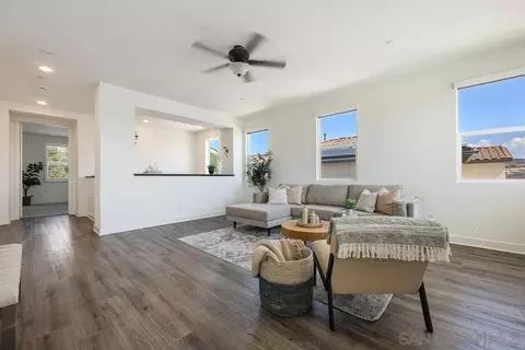 Living - 8894 Trailridge Ave, Santee, CA 92071 photo 4 of 4