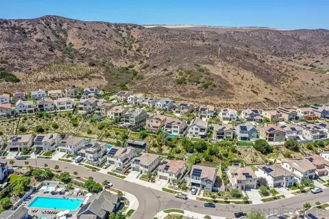 View/Area - 8894 Trailridge Ave, Santee, CA 92071 photo 2 of 10
