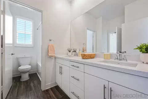 Bath - 8894 Trailridge Ave, Santee, CA 92071 photo 4 of 4