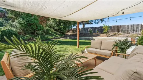Exterior - 3531 Starboard Cir, Oceanside, CA 92054 photo 4 of 7