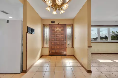 Entry Way - 8686 Echo Dr, La Mesa, CA 91941 photo 1 of 2