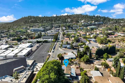 View/Area - 8686 Echo Dr, La Mesa, CA 91941 photo 4 of 7
