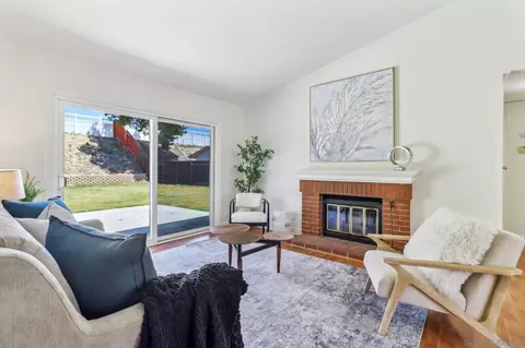 Living - 42220 Agena St, Temecula, CA 92592 photo 3 of 4