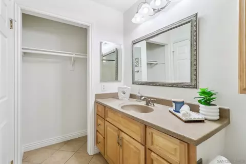 Bath - 42220 Agena St, Temecula, CA 92592 photo 3 of 4