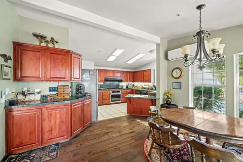 Kitchen - 5294 Pine Hills Rd, Julian, CA 92036 photo 3 of 4