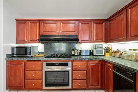 Kitchen - 5294 Pine Hills Rd, Julian, CA 92036 photo 1 of 4