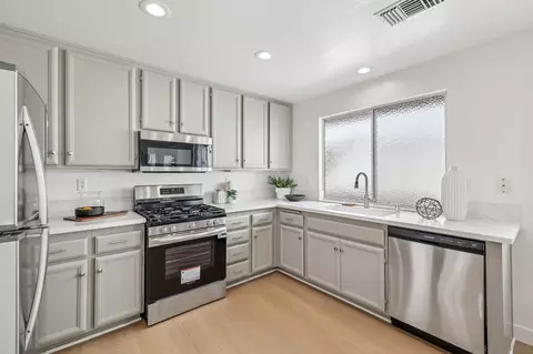 Kitchen - 2491 Moonlight Gln, Escondido, CA 92026 photo 1 of 3