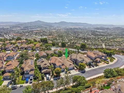 View/Area - 2491 Moonlight Gln, Escondido, CA 92026 photo 1 of 10