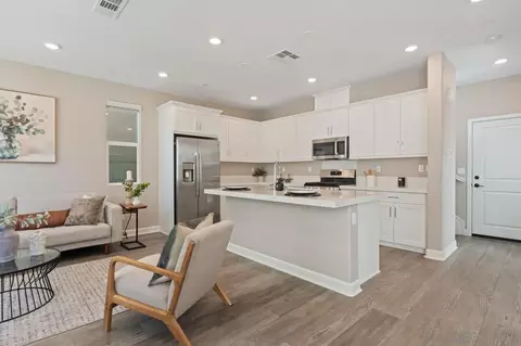 1938 Julie Dawn Pl, Escondido, CA 92026