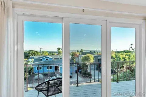 2533 Geranium St, San Diego, CA 92109