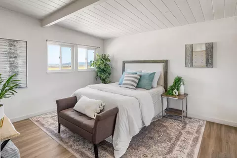 Bedroom - 1680 Seacoast Dr #D, Imperial Beach, CA 91932 photo 2 of 5
