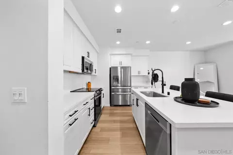 Kitchen - 10553 Graphite St, Spring Valley, CA 91977 photo 5 of 5