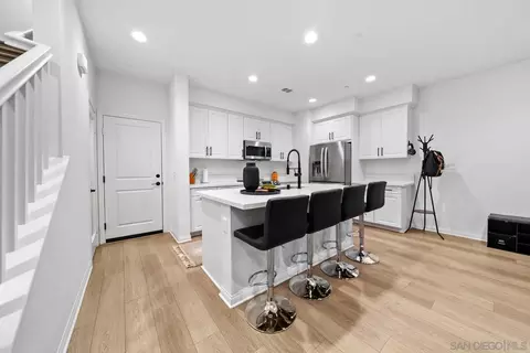 Kitchen - 10553 Graphite St, Spring Valley, CA 91977 photo 3 of 5