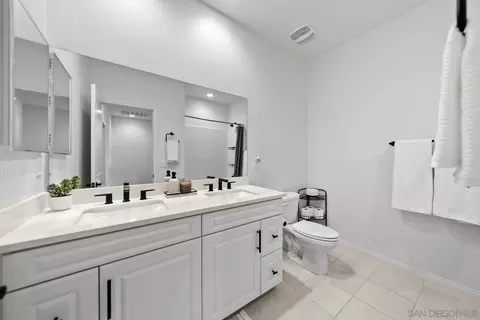 Bath - 10553 Graphite St, Spring Valley, CA 91977 photo 3 of 3