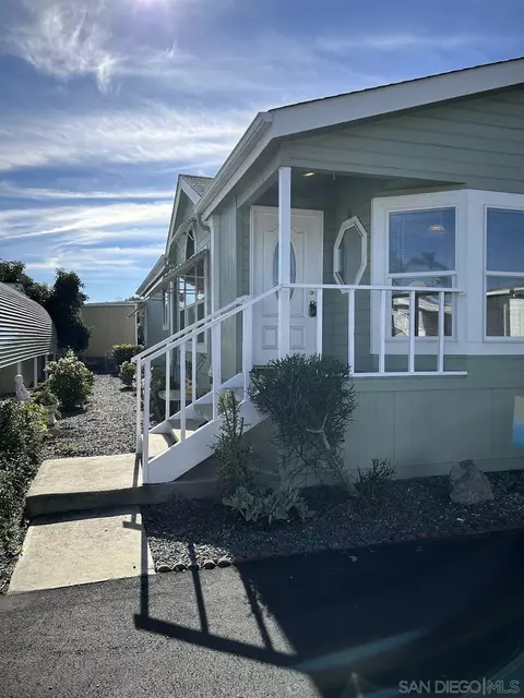 1501 Anza Ave #39, Vista, CA 92084