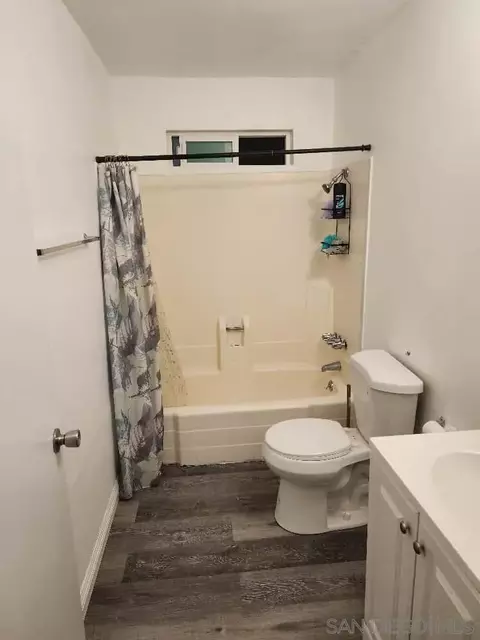 Bath - 700 Blair Ave, Calexico, CA 92231 photo 1 of 4