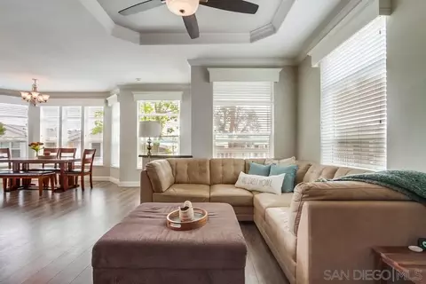 Living - 699 N Vulcan Ave #SPC 134, Encinitas, CA 92024 photo 3 of 4