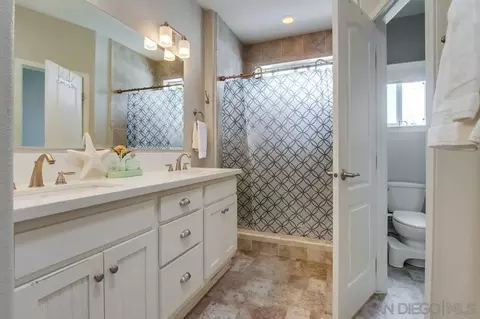 Bath - 699 N Vulcan Ave #SPC 134, Encinitas, CA 92024 photo 1 of 5