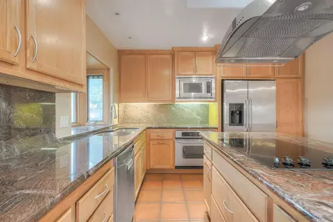 Kitchen - 10226 Ramona Dr, Spring Valley, CA 91977 photo 5 of 6