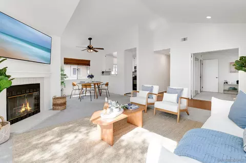 11263 Avenida De Los Lobos #D, San Diego, CA 92127