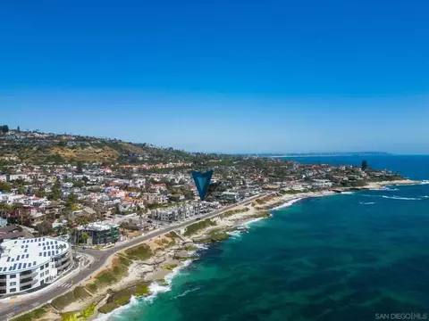 View/Area - 6653 Neptune #SHARE B, La Jolla, CA 92037 photo 2 of 5