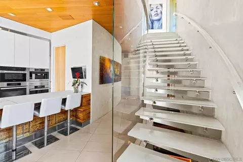 Kitchen - 6653 Neptune #SHARE B, La Jolla, CA 92037 photo 5 of 5
