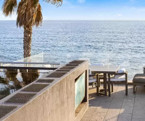 View/Area - 6653 Neptune #SHARE B, La Jolla, CA 92037 photo 1 of 5