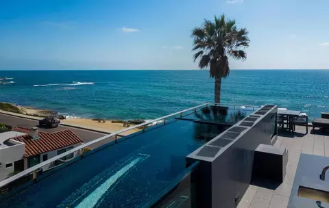 Exterior - 6653 Neptune #SHARE B, La Jolla, CA 92037 photo 1 of 5