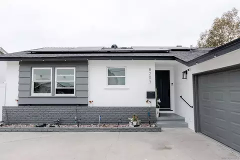 Exterior - 8207 Dorchester St, Spring Valley, CA 91977 photo 3 of 8