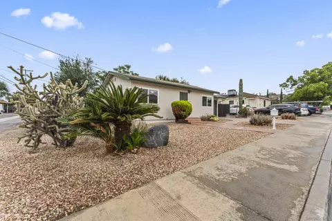 120 N Elm St, Escondido, CA 92025