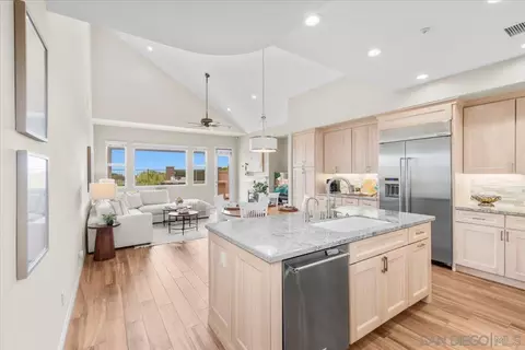 Kitchen - 622 Brae Mar Ct, Encinitas, CA 92024 photo 1 of 1