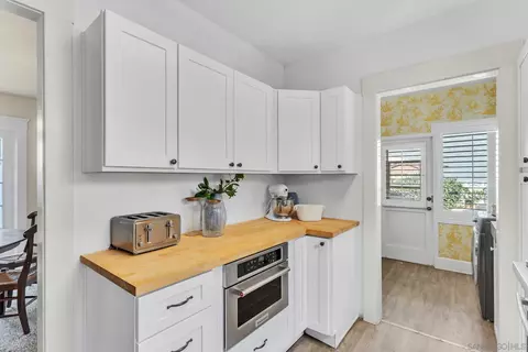 Kitchen - 1405 10th St, Coronado, CA 92118 photo 5 of 5