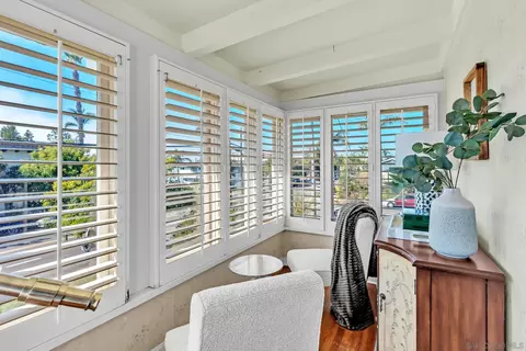 Exterior - 1405 10th St, Coronado, CA 92118 photo 4 of 6