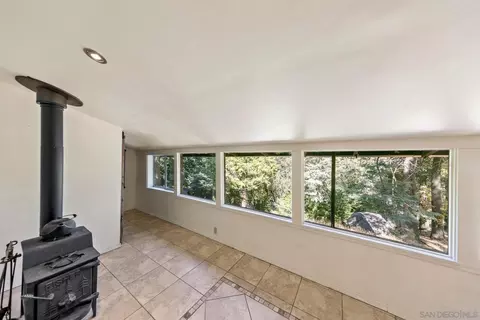 Entry Way - 33613 Bailey Meadows Rd, Palomar Mountain, CA 92060 photo 2 of 2