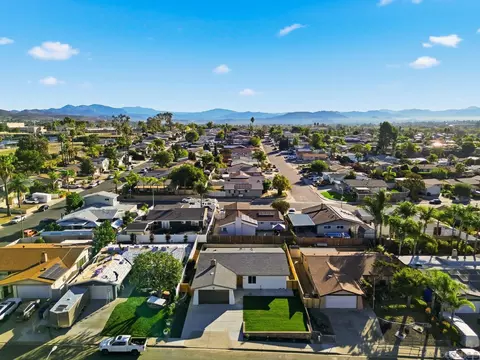 View/Area - 8443 Amino Dr, Santee, CA 92071 photo 6 of 7
